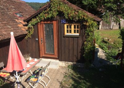 Tiny-House (s‘ Dorfbach-Häusle) Sitzplatz